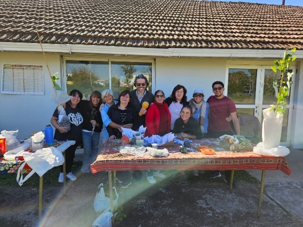Otoño en la huerta: intercambio de semillas y mantenimiento de la parcela experimental en UNSAM